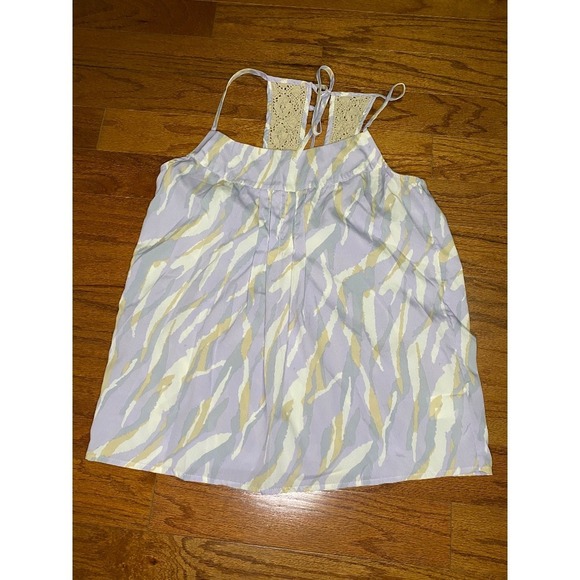 Banana Republic Tank Top with Lace‎ Back Size Medium - Picture 1 of 5